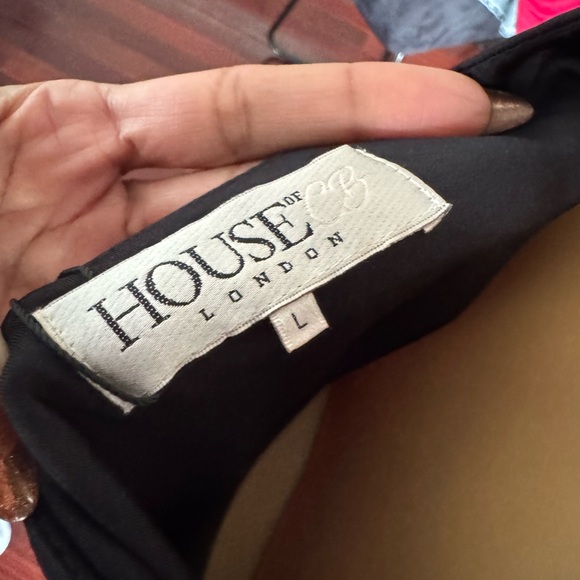 House of CB Black Backless Deep V Maxi Gown size Large - Picture 8 of 8